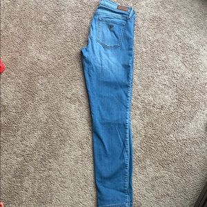 GUESS Jeans